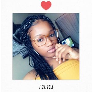 Meet your Posher, Marquisha